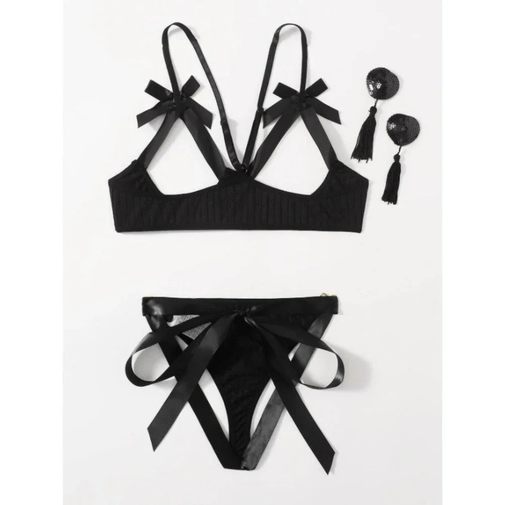 Size 12 (X-Large) Cut-out Bow Decor Lingerie Set With 1 pair of Nipple Covers